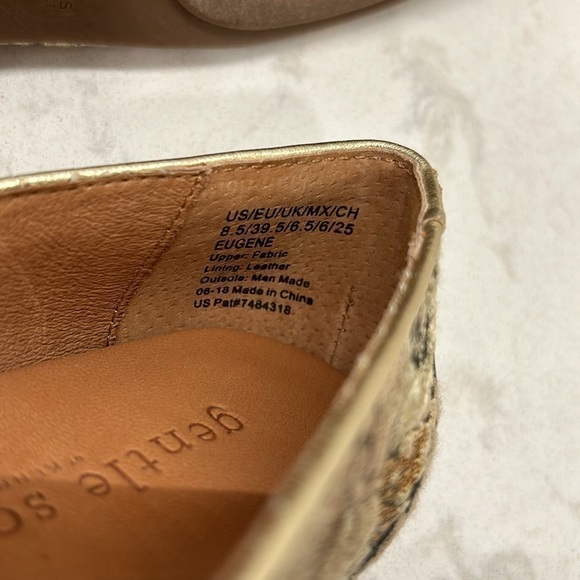 Gentle Souls by Kenneth Cole Eugene Floral Tapestry Retro Flat Loafers Size 8.5 - Picture 11 of 16